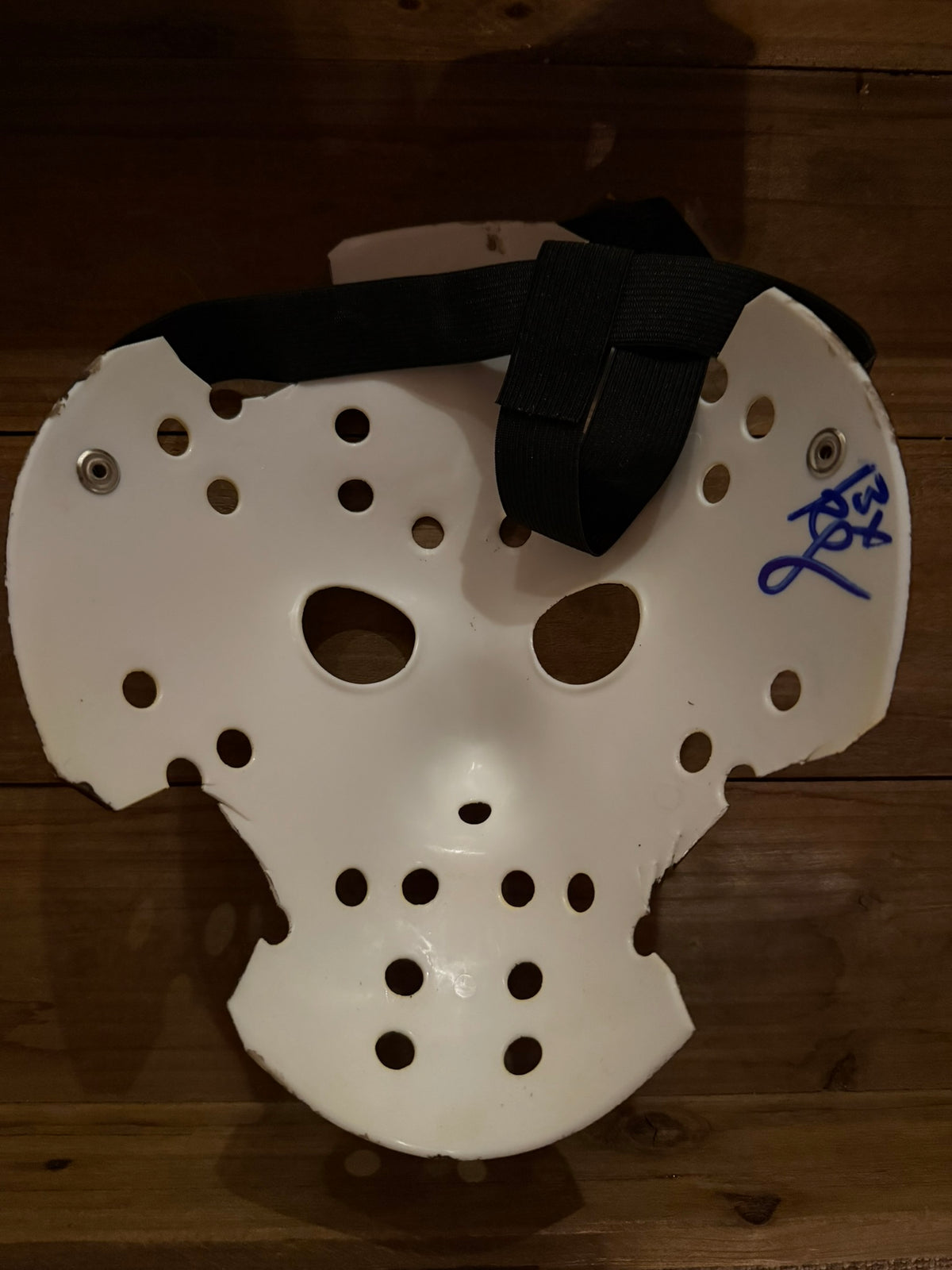 13X Studios Roy Burns Part 5 Inspired White Hockey Mask with Blue Chevrons - original photo IMG_9459