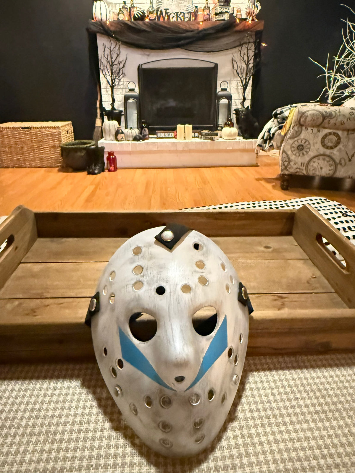 13X Studios Roy Burns Part 5 Inspired White Hockey Mask with Blue Chevrons - original photo IMG_9468
